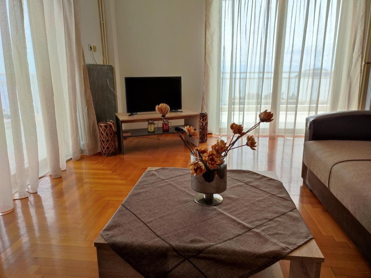 Thea Court Clio & Erato Apartments PalaiónTsiflíkion Extérieur photo